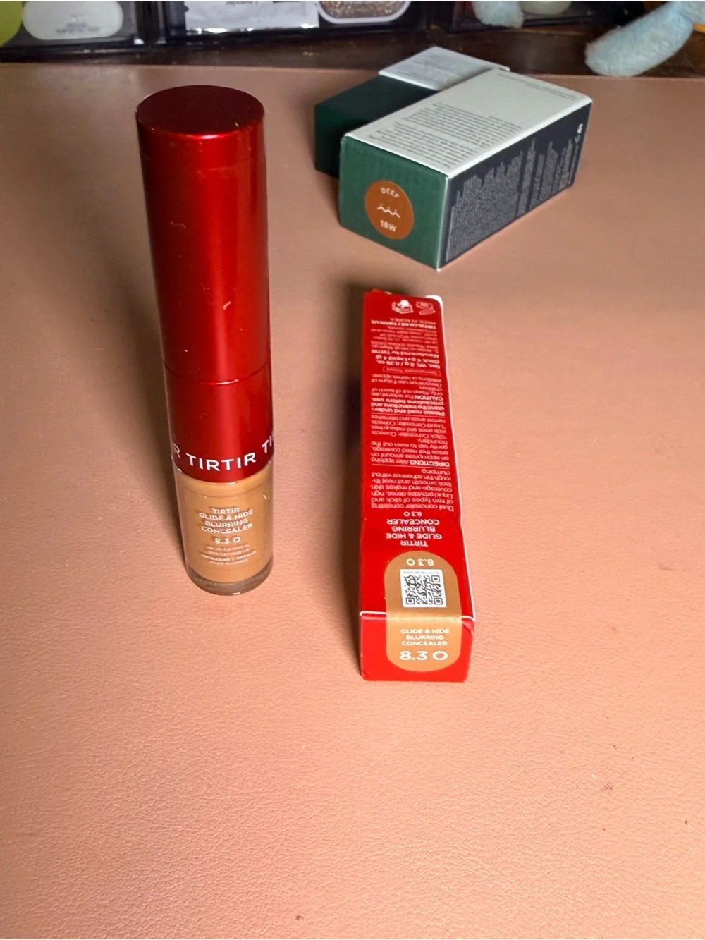 TIRTIR Glide & Hide Blurring Concealer, Shade 8.3 O